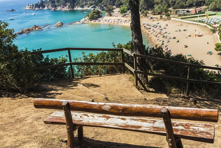 Zicht op Santa Cristina strand in Lloret de Mar