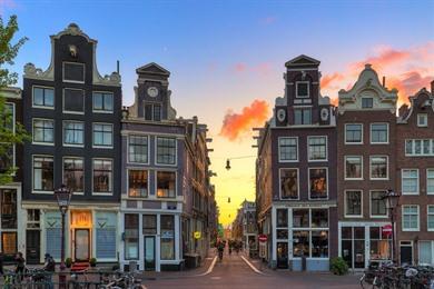 Wandeling Amsterdam: hofjes en architectuur