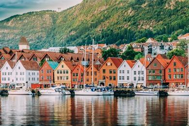 Bergen stadswandeling: Ontdek deze Noorse stad vol cultuur en historiek