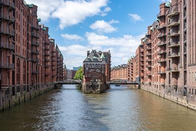 Wandeling pakhuizendistrict Speicherstadt en moderne Hafencity Hamburg