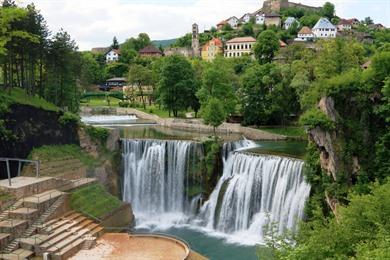 Stadswandeling Jajce: Watervallen en historische centrum