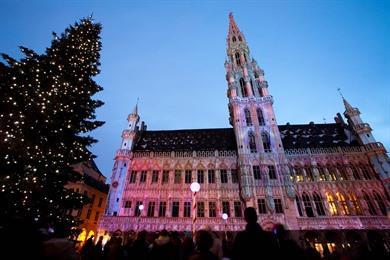 Kerstmarkt Brussel 2025: wandelroute kerstmarkten mét kaart + datums