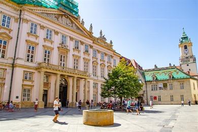 Stadswandeling in Bratislava: Ontdek het historische stadscentrum