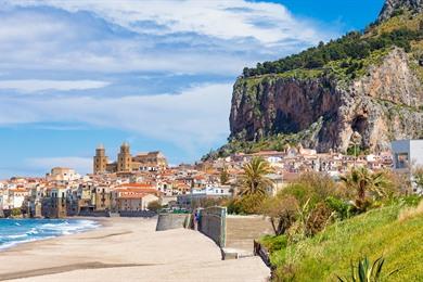 Stadswandeling door Cefalù: Ontdek de charme van deze stad