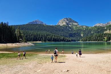 Wandeling rond het Black Lake in het Durmitor Nationaal Park